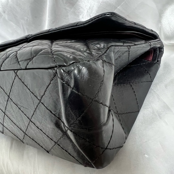 Chanel Black 2.55 Reissue 227 Double Flap Bag - Picture 7 of 15